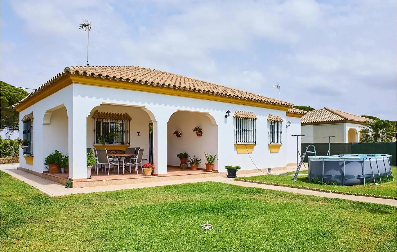 4 Bedroom Beautiful Home In Conil De La Frontera Holiday home